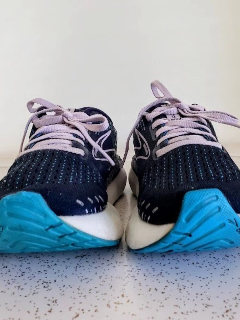 Brooks Glycerin GTS 20 Women's Size 6M Blue Running Athletic Shoes Sneakers